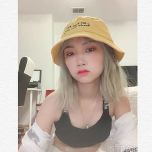 Meet your Posher, Giang